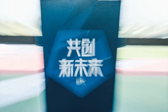 被监禁犯的清纯美人2017
